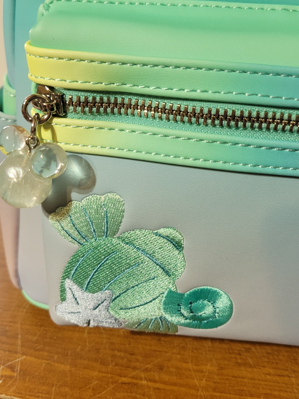 Price Is Firm. Loungefly Minnie Mouse ombre mermaid pastel mini backpack. Nwt - Picture 2 of 11